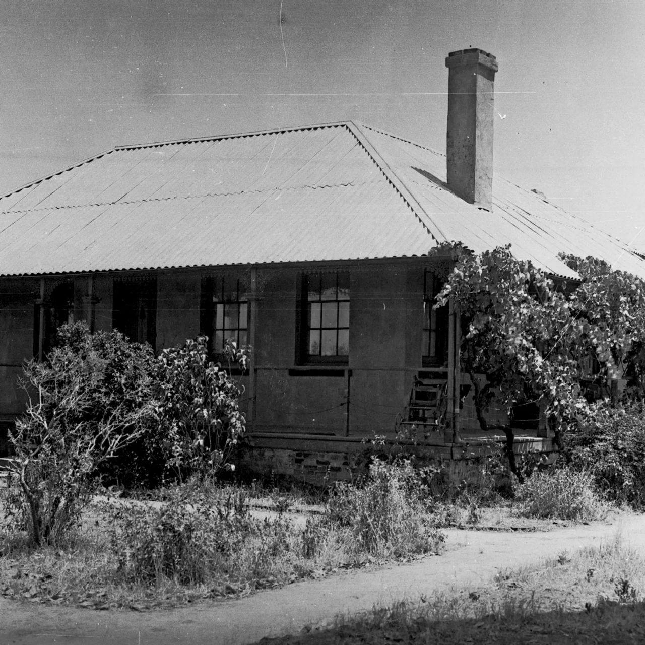 Southwark grounds home cgi original since way back W1920 H1920 Q80